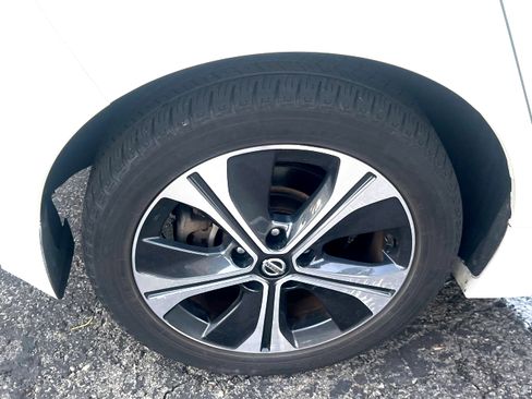 Used 2019 Nissan Leaf SL Plus image 23