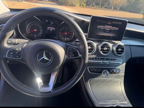 Used 2017 Mercedes-Benz C 300 Sedan image 10