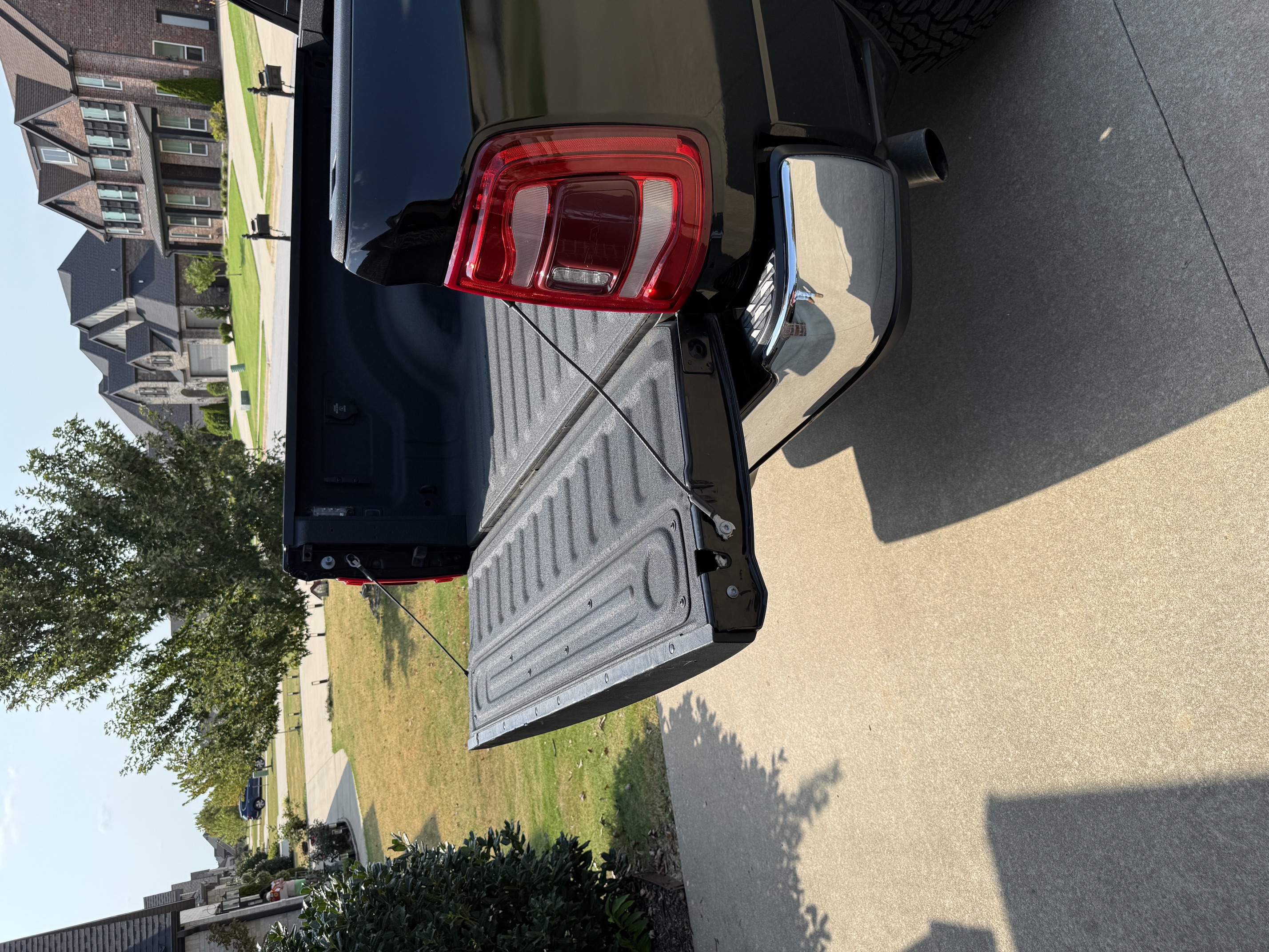 Used 2024 RAM 2500 Big Horn w/ Safety Group AWD/4WD image 18