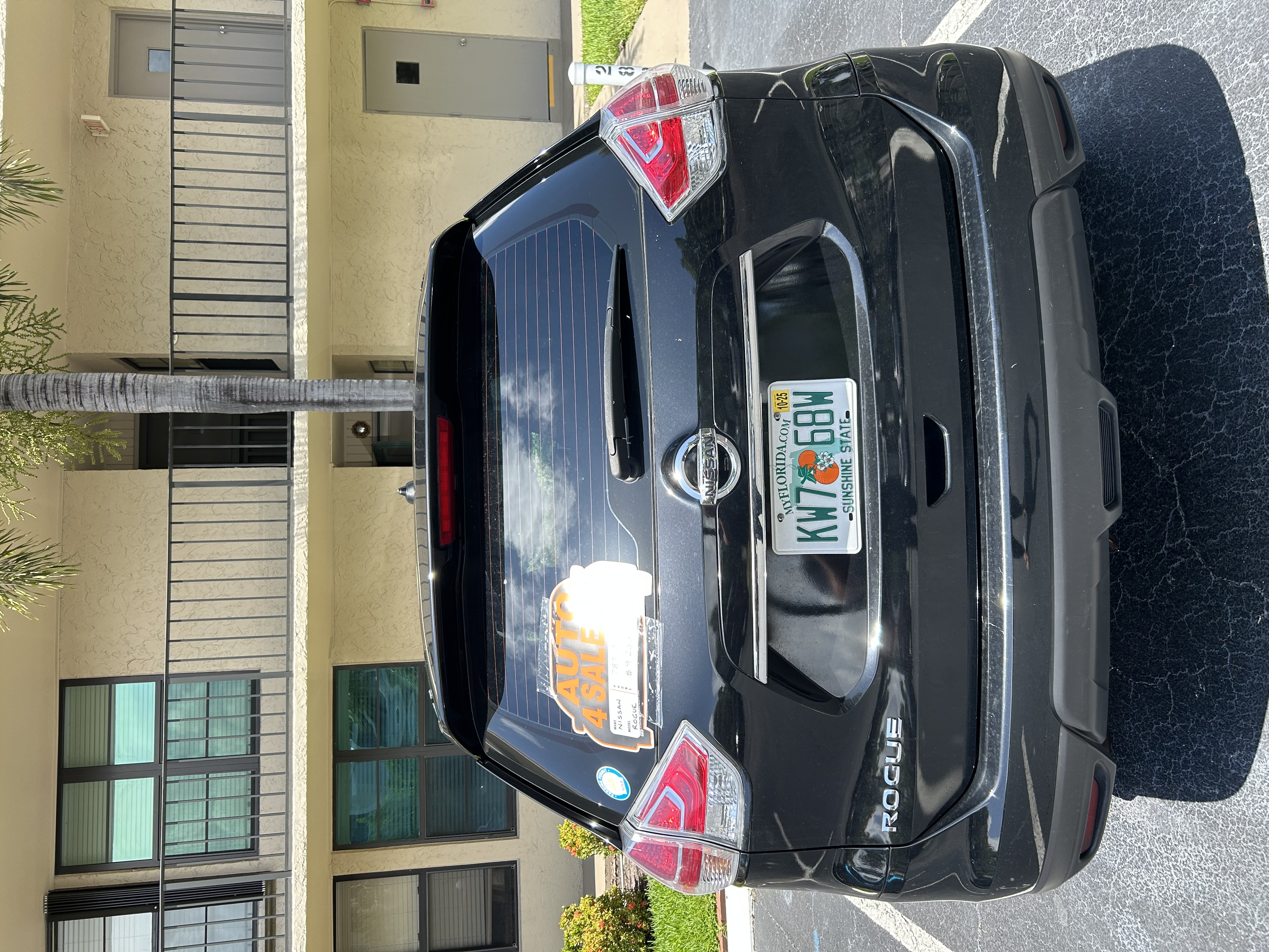 Used 2016 Nissan Rogue S FWD image 5