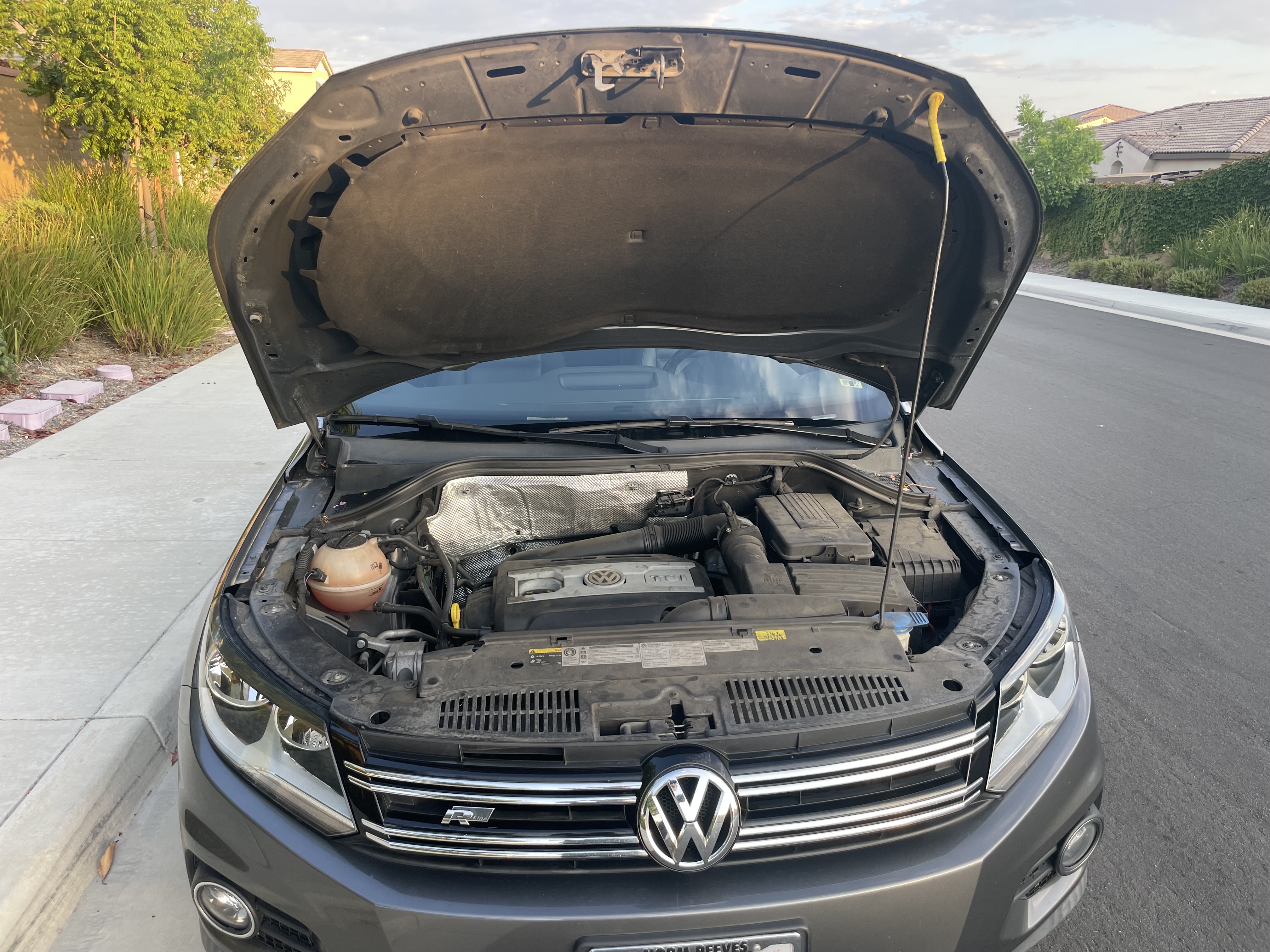 Used 2016 Volkswagen Tiguan R-Line FWD image 12