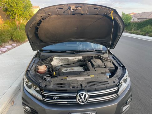 Used 2016 Volkswagen Tiguan R-Line FWD image 12