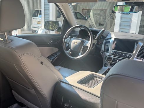 Used 2016 Chevrolet Tahoe LT AWD/4WD image 16
