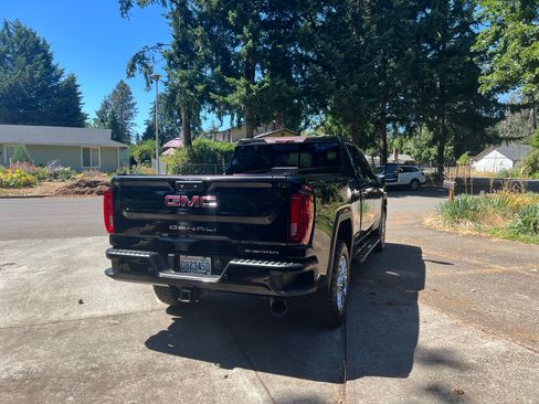 Used 2020 GMC Sierra 2500 Denali w/ Denali Ultimate Package image 5
