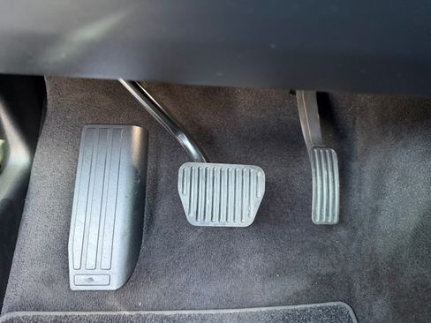 Used 2016 Land Rover Range Rover Sport HSE image 8