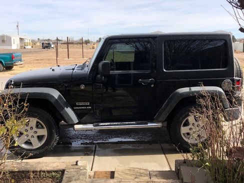 Used 2013 Jeep Wrangler Sport AWD/4WD image 11