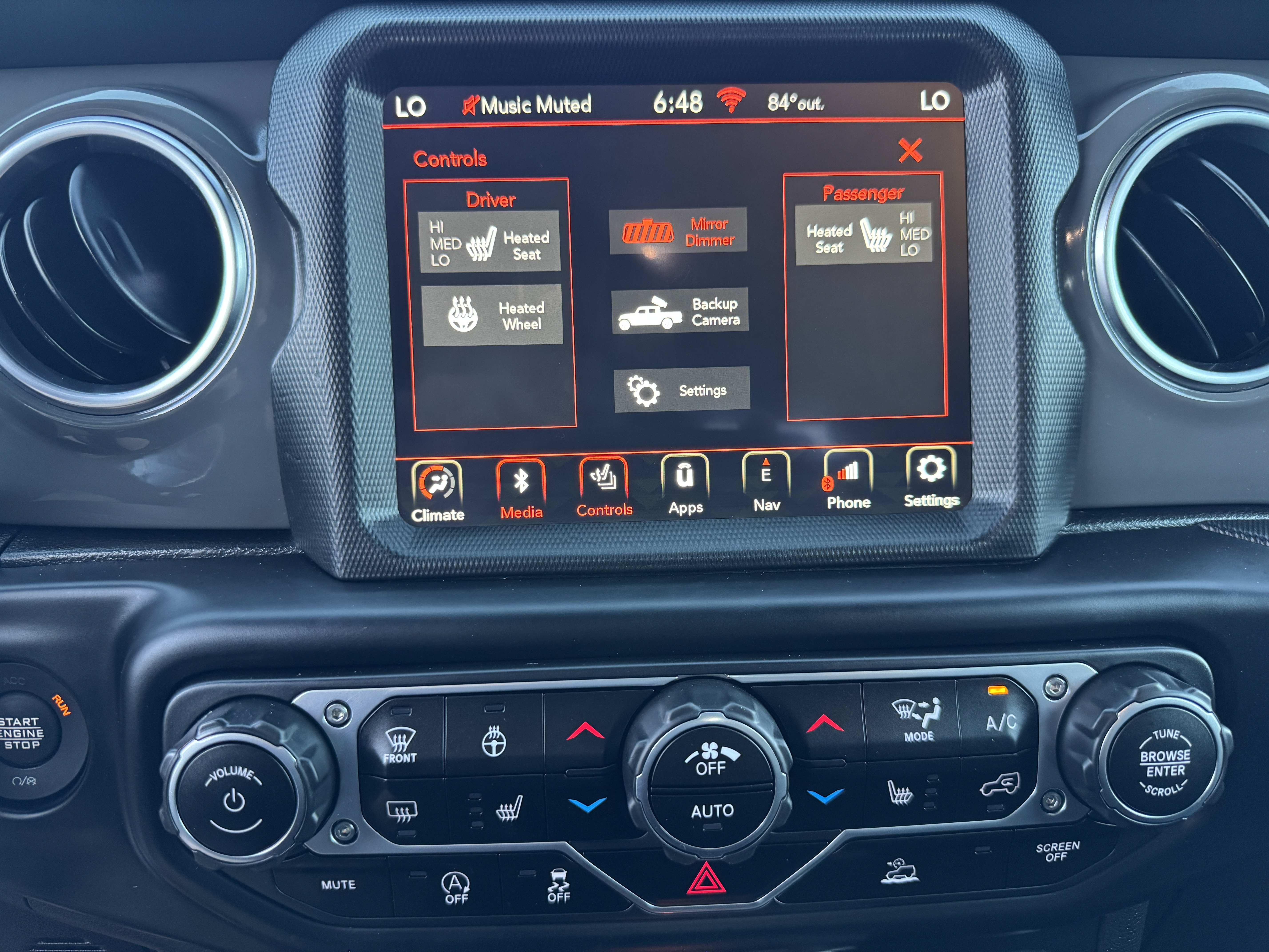 Used 2021 Jeep Gladiator Rubicon AWD/4WD image 19