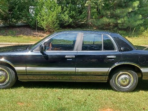 Used 1994 Mercury Grand Marquis GS RWD image 5