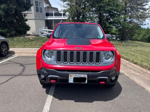 Used 2015 Jeep Renegade Trailhawk AWD/4WD image 8