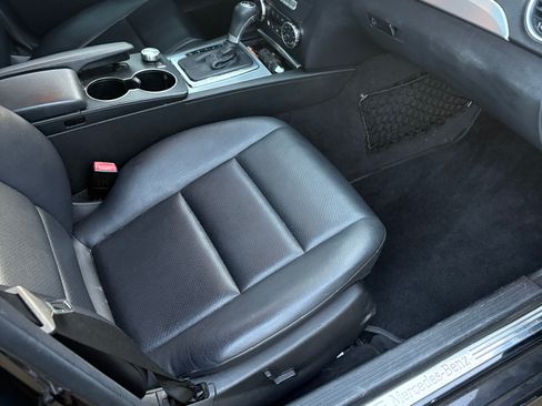 Used 2013 Mercedes-Benz C 250 Sedan image 11