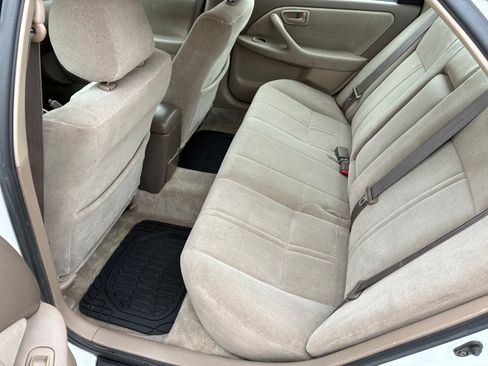 Used 1998 Toyota Camry XLE image 7
