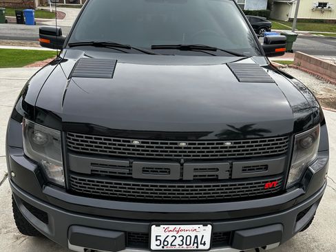 Used 2014 Ford F150 Raptor w/ Equipment Group 801A Luxury image 9