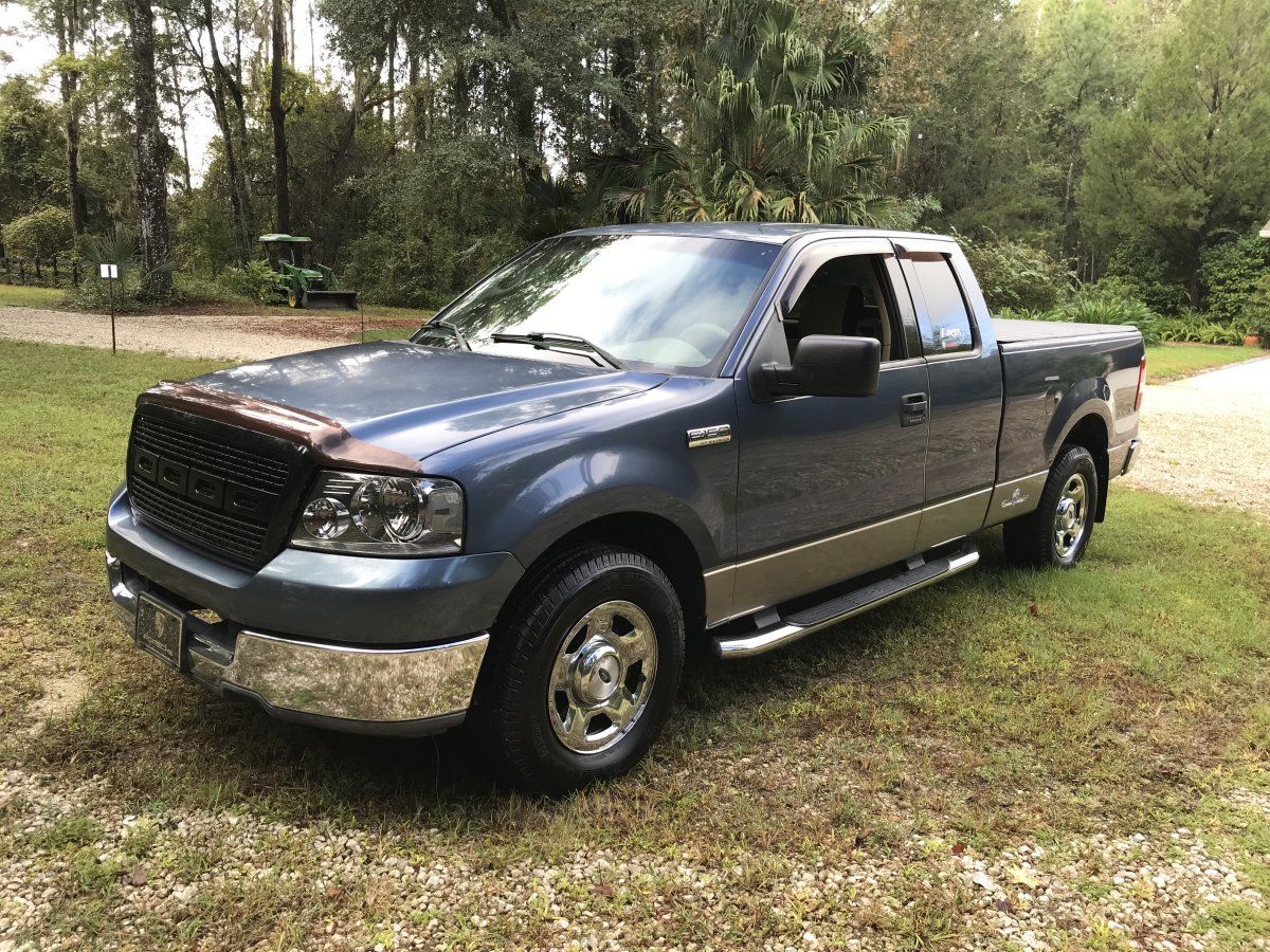 Used 2004 Ford F150 XLT RWD image 2