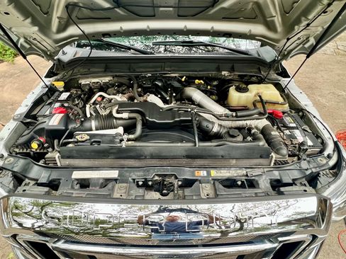 Used 2015 Ford F250 XLT w/ XLT Value Package image 10