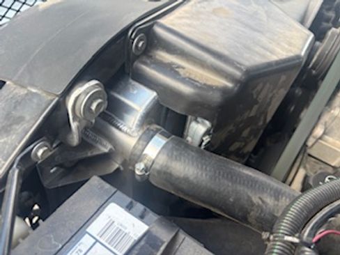 Used 2004 Chevrolet Silverado 3500 4x4 Crew Cab w/ Heavy-Duty Power Package image 16