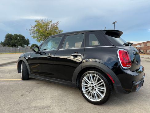 Used 2016 MINI Cooper S image 4
