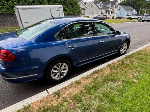 Used 2016 Volkswagen Passat 1.8T S FWD image 5