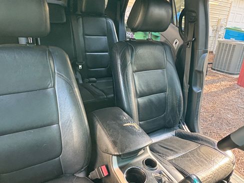 Used 2011 Ford Explorer XLT w/ 202A Rapid Spec Order Code image 9