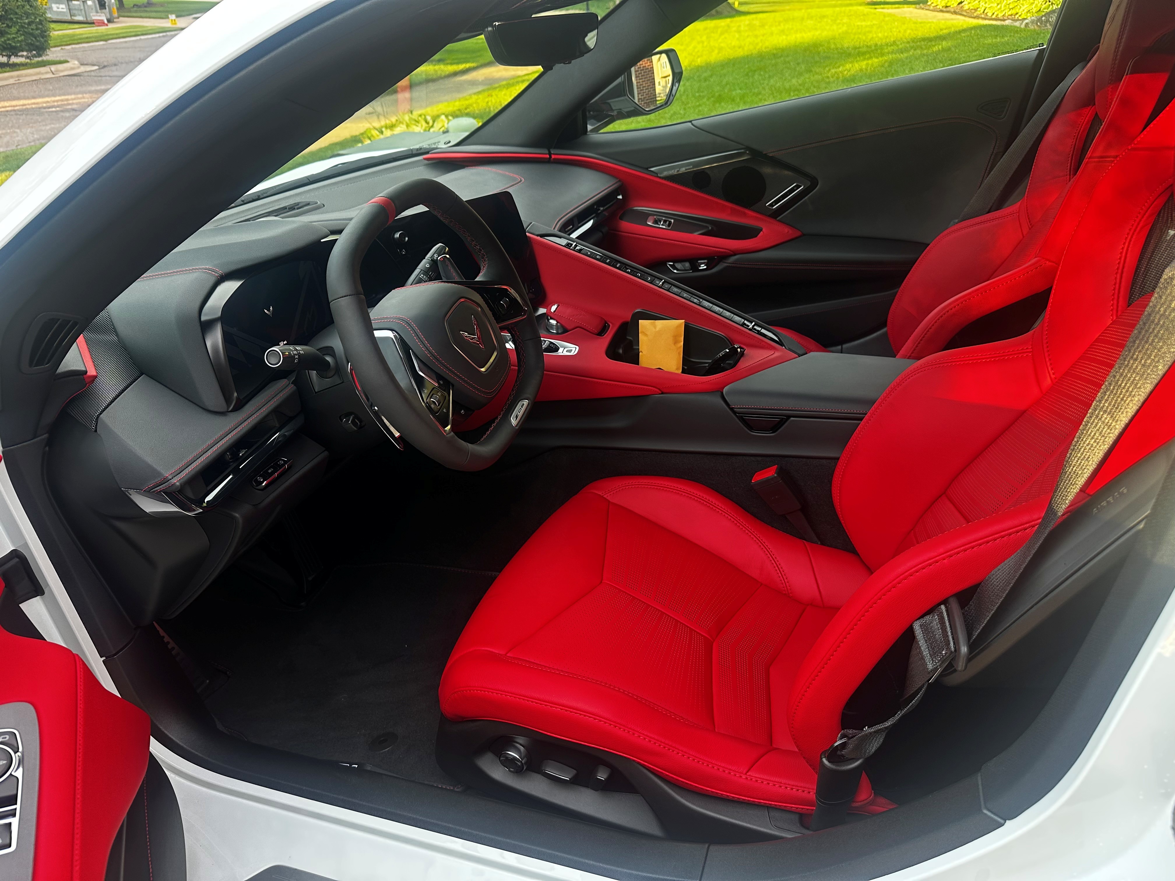 Used 2025 Chevrolet Corvette Z06 w/ Stealth Interior Trim Package RWD image 12