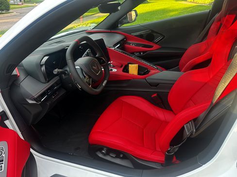 Used 2025 Chevrolet Corvette Z06 w/ Stealth Interior Trim Package RWD image 12