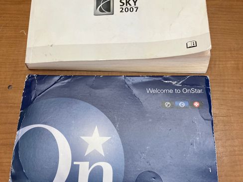 Used 2007 Saturn Sky Red Line image 17