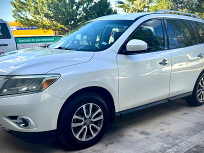 Used 2015 Nissan Pathfinder SV w/ Trailer Tow Package