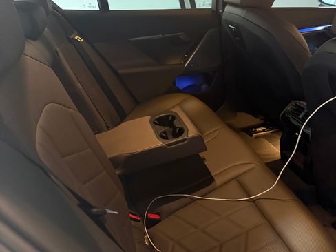 Used 2024 BMW i5 eDrive40i w/ M Sport Package image 14