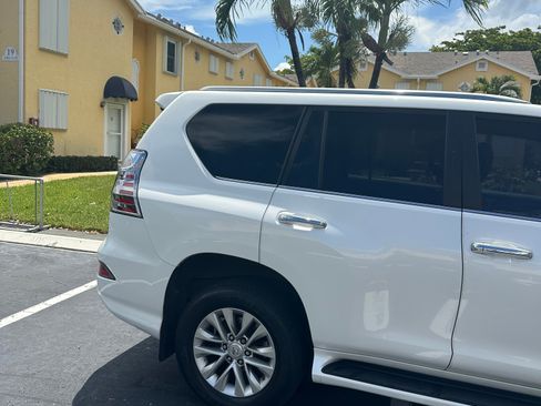 Used 2022 Lexus GX 460 Premium AWD/4WD image 5