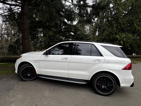 Used 2016 Mercedes-Benz GLE 63 AMG S image 5