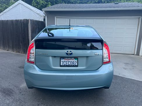 Used 2013 Toyota Prius Three image 4