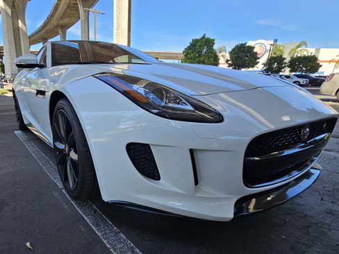 Used 2017 Jaguar F-TYPE S image 5