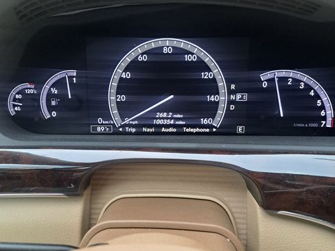 Used 2013 Mercedes-Benz S 550 4MATIC image 8