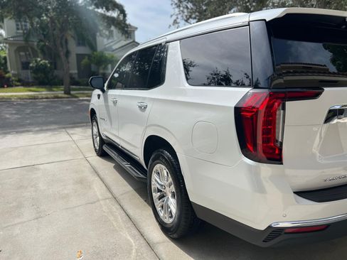 Used 2021 GMC Yukon SLT w/ SLT Luxury Package RWD image 21