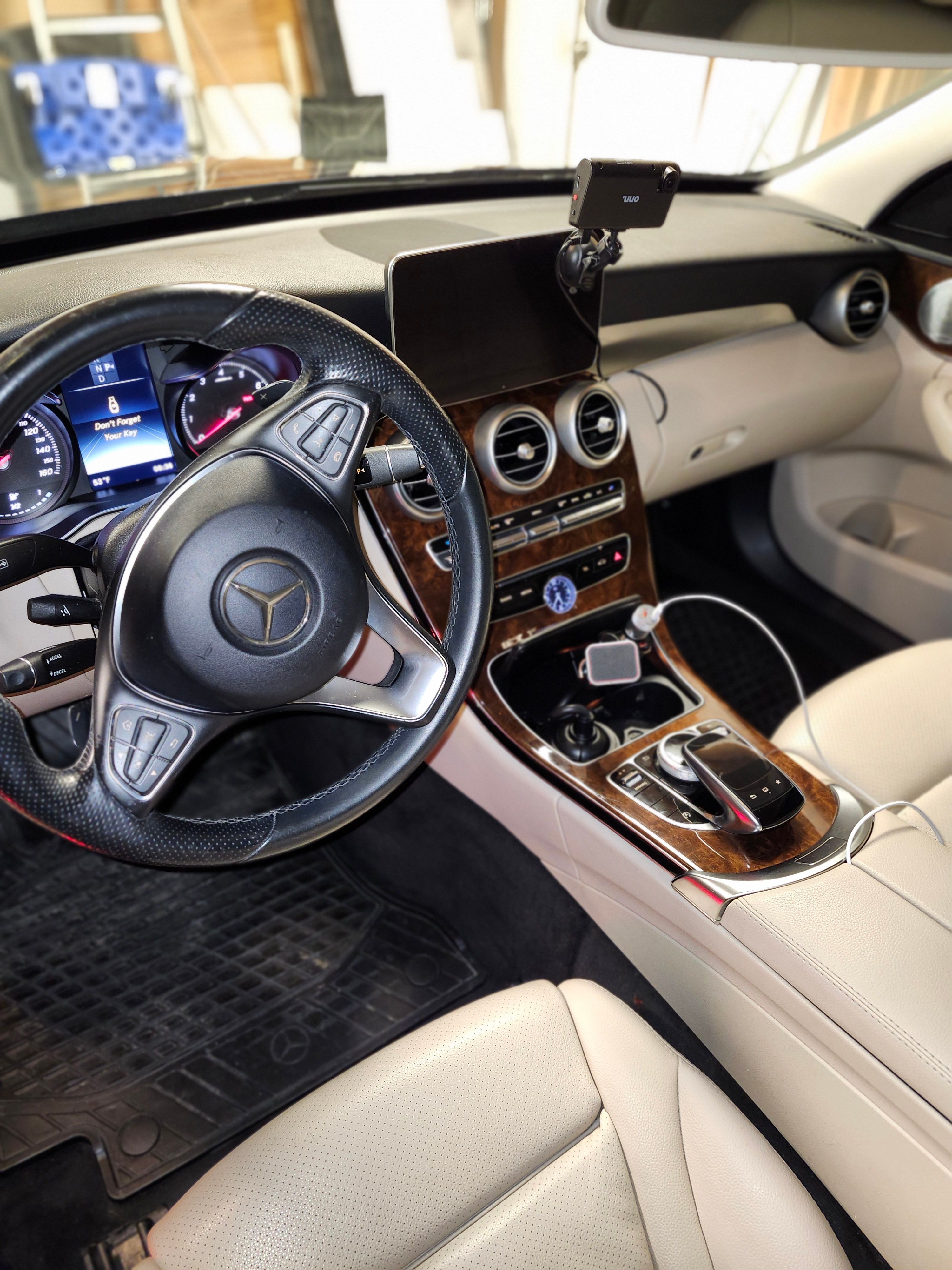 Used 2016 Mercedes-Benz C 300 4MATIC Sedan image 9