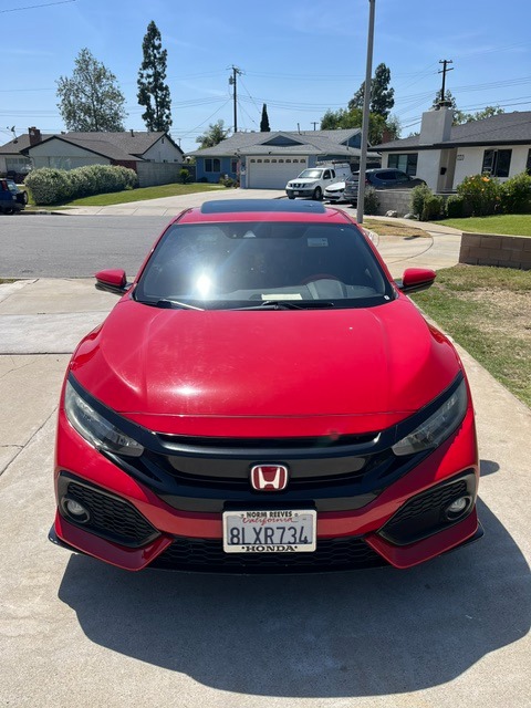 Used 2018 Honda Civic Sport Touring image 1
