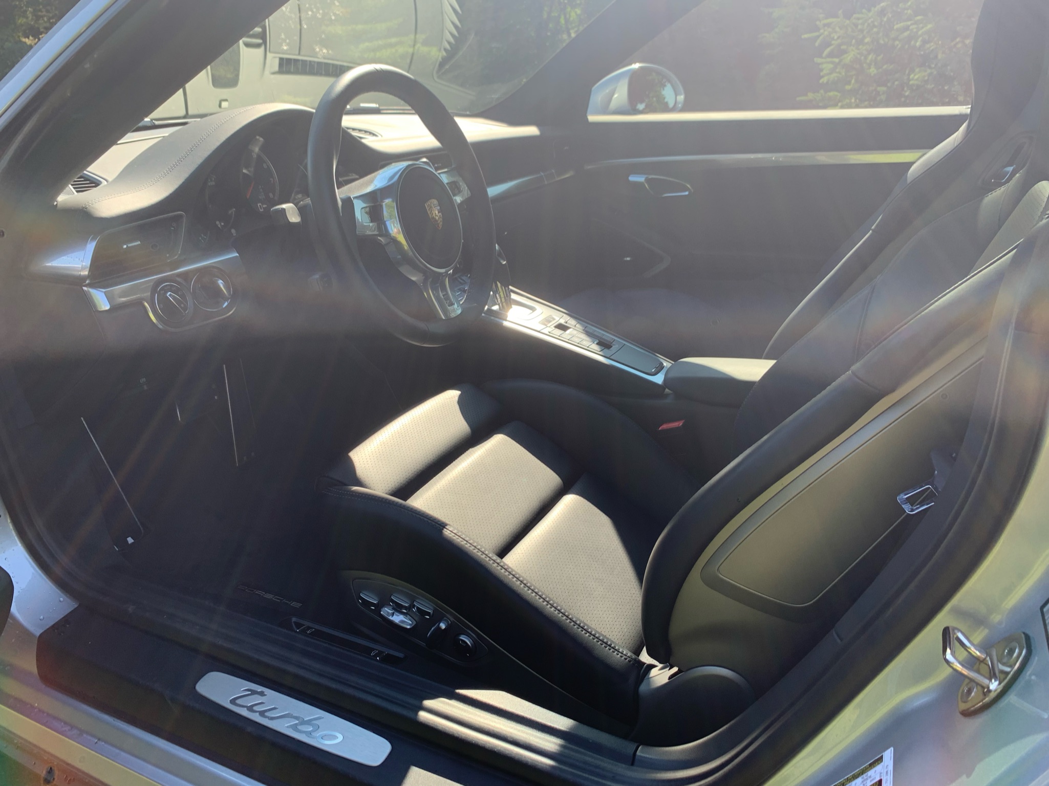 Used 2014 Porsche 911 4 Coupe AWD/4WD image 5