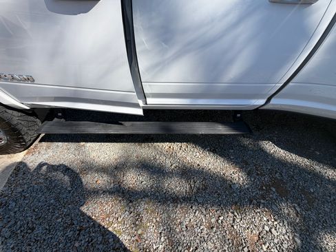 Used 2020 RAM 3500 Laramie image 8