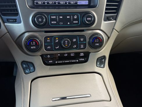 Used 2018 GMC Yukon XL Denali w/ Open Road Package AWD/4WD image 14