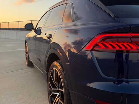 Used 2019 Audi Q8 Premium Plus image 8