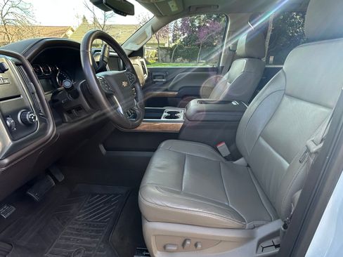 Used 2016 Chevrolet Silverado 1500 LTZ w/ LTZ Plus Package image 2