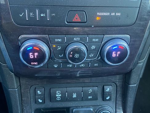 Used 2016 Buick Enclave Leather image 16