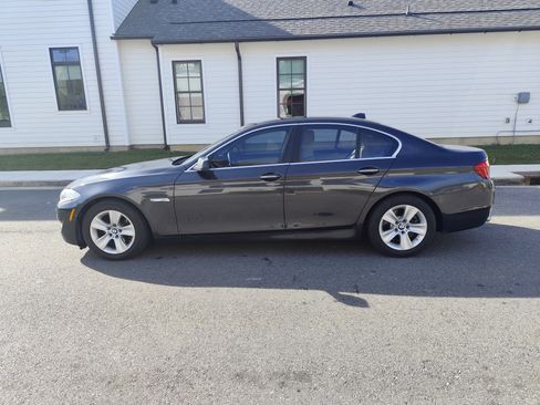 Used 2013 BMW 528i Sedan image 2