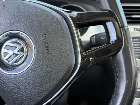 Used 2015 Volkswagen Golf TDI SE w/ Lighting Package image 1