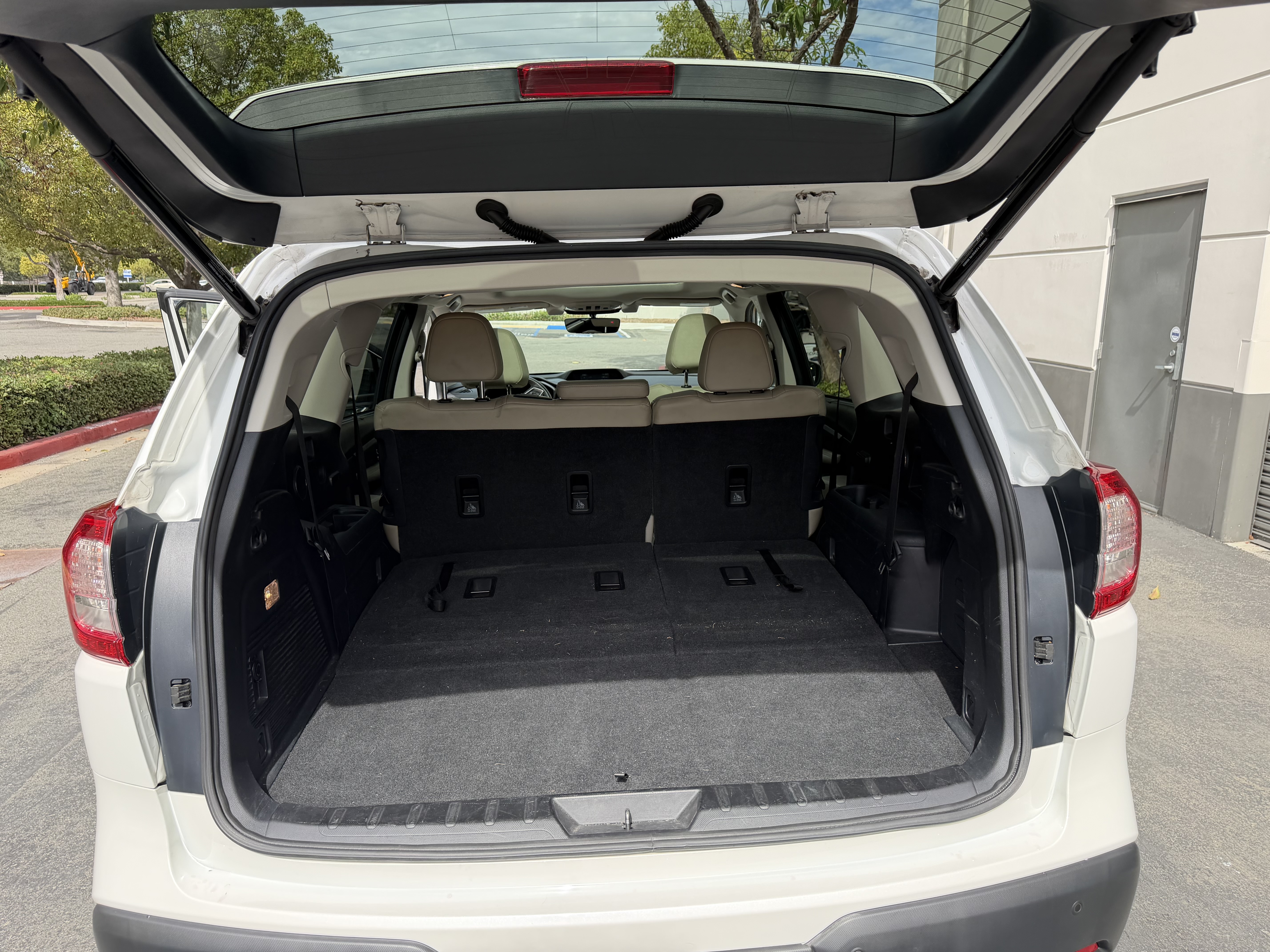 Used 2019 Subaru Ascent Limited AWD/4WD image 4