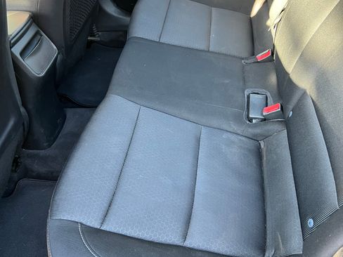 Used 2017 Hyundai Elantra Value Edition FWD image 9