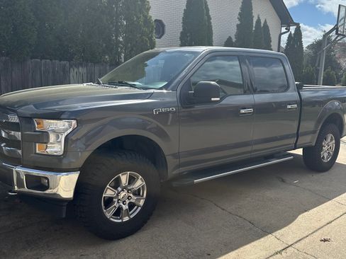 Used 2017 Ford F150 XLT w/ Equipment Group 301A Mid image 1