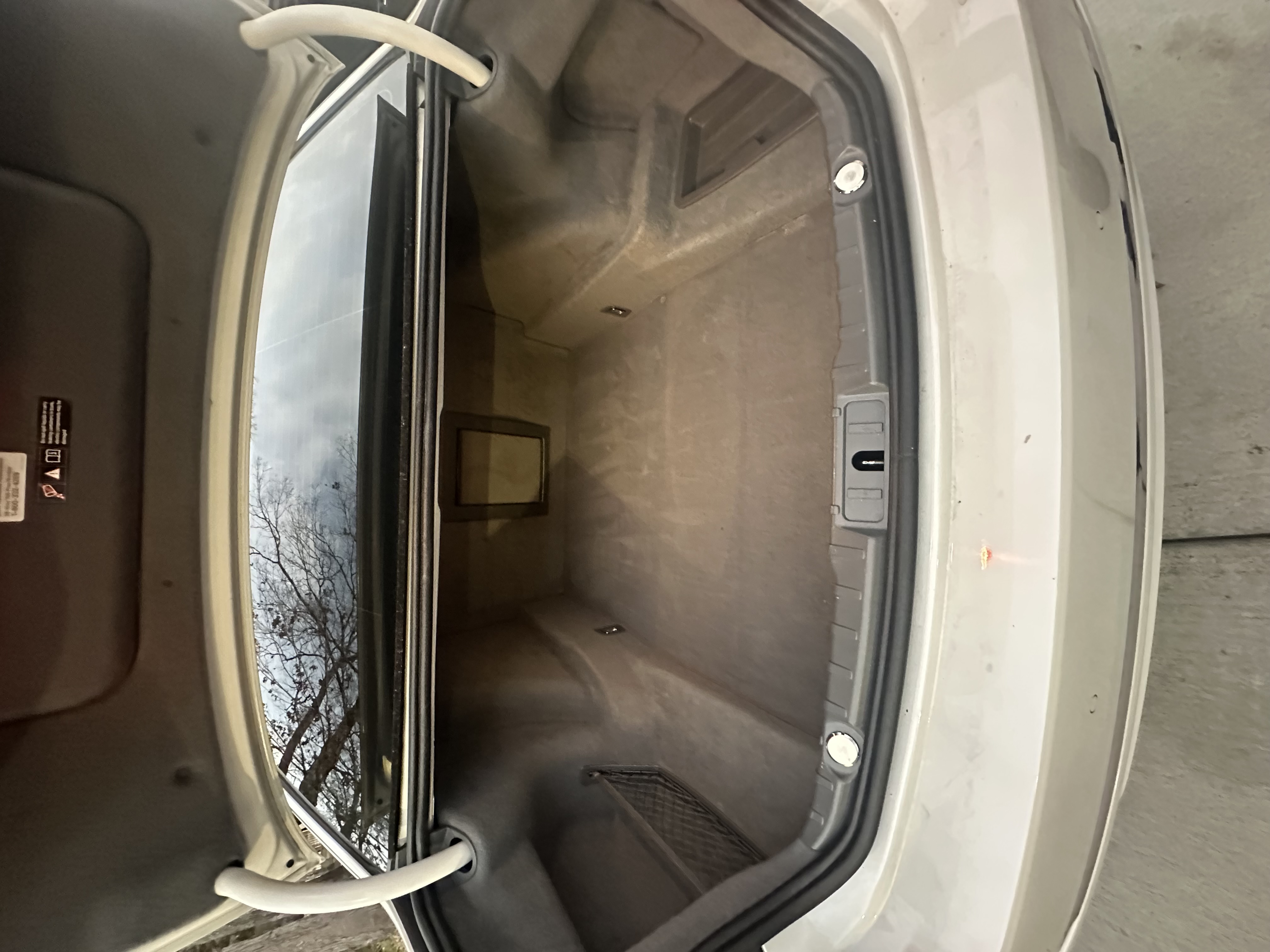 Used 2014 BMW 750Li RWD image 12