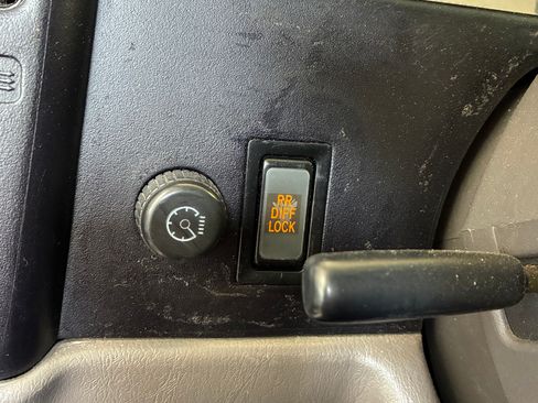 Used 2002 Toyota Tacoma 4x4 Xtracab V6 image 24