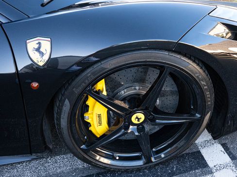 Used 2011 Ferrari 458 Italia Coupe image 11