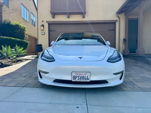 Used 2020 Tesla Model 3 Long Range image 5